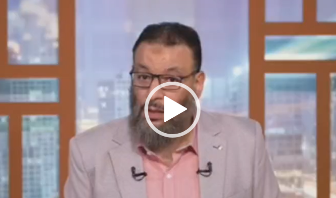 ميم وليد إسماعيل أنا ضع بفمي حذاء وأسكت